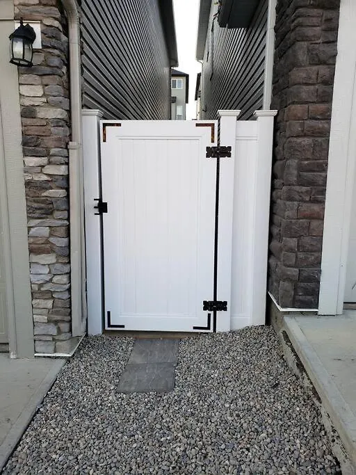 Cozy Two Bedroom Guest Suite In Nw Calgary 0*,  Canada